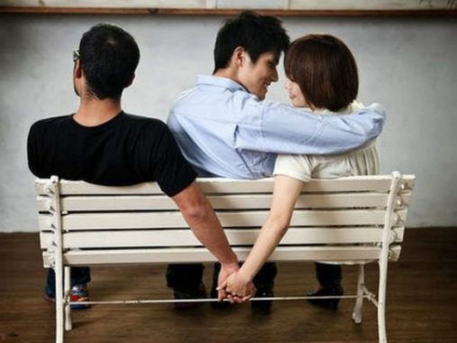 Mơ thấy ngoại tình – Giải mã ý nghĩa và con số lô tô của giấc mơ thấy ngoại tình