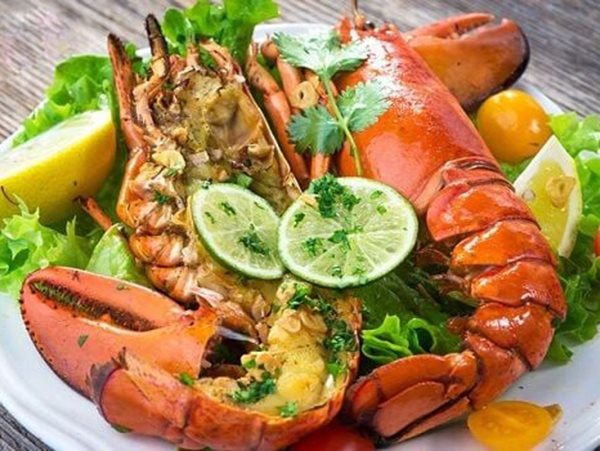 Nằm mơ thấy tôm hùm có phải dấu hiệu tốt về tài lộc?