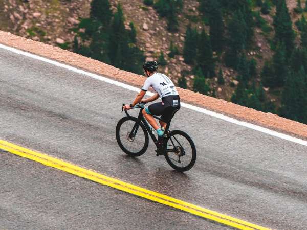 Luận giải nằm mơ thấy leo dốc là điềm gì, con gì phúc lộc?